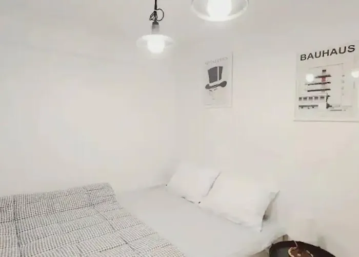 K-4 넓은 공간,3br,4층,엘리베이터 No,홍대, 신촌,루프탑 K4 Apartment *