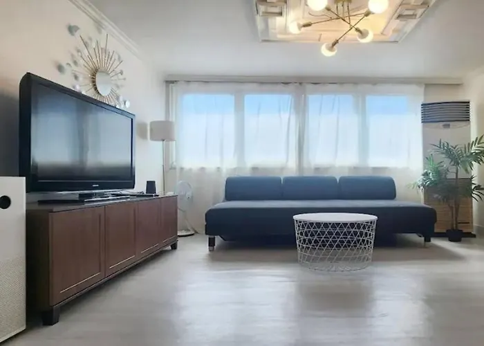 K-4 넓은 공간,3br,4층,엘리베이터 No,홍대, 신촌,루프탑 K4 Apartment